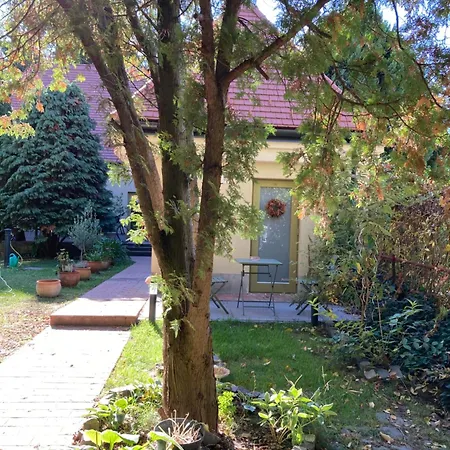 Apartament Buekkoes Bird *